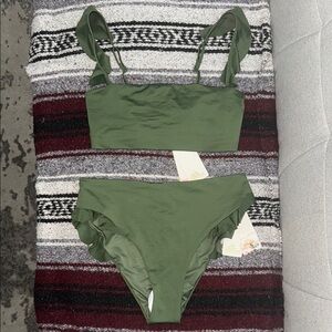 Agua Bendita Penelope Ruffle Bikini - Green 💚